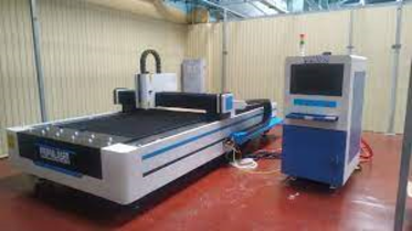 Установка лазерной резки с ЧПУ HL-3015A